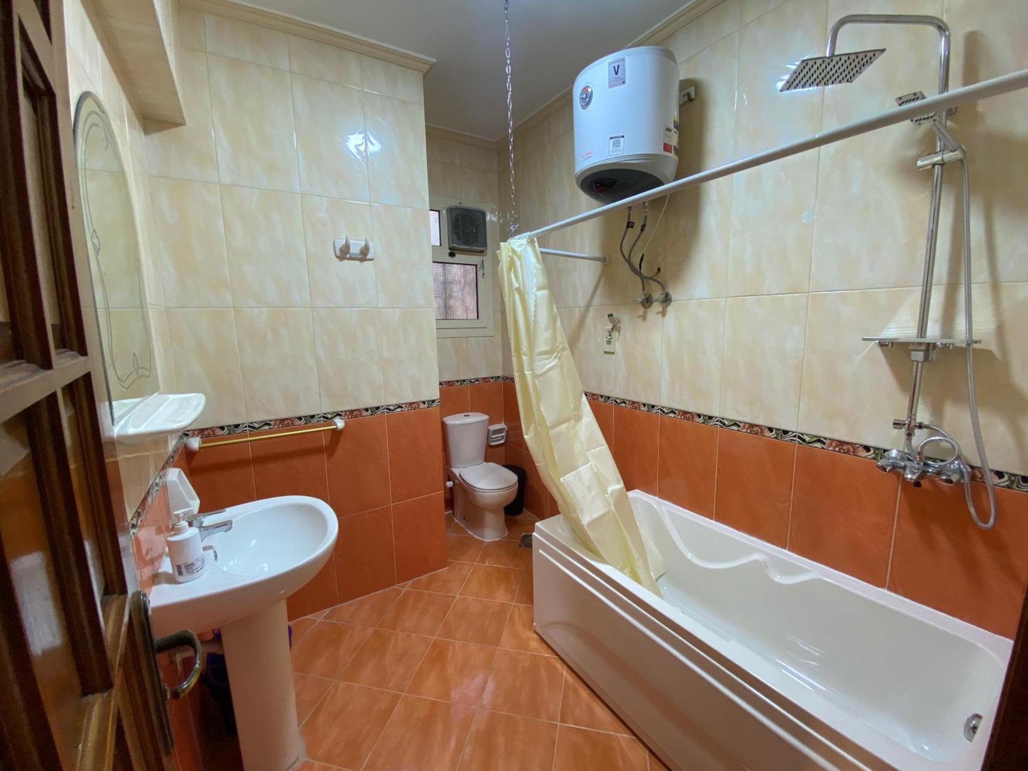 Апартаменти 3bd Elite In A Family House, New Cairo!